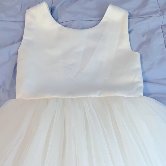 Flower Girl/Communion Dress White Size 6 - Picture 7 of 9